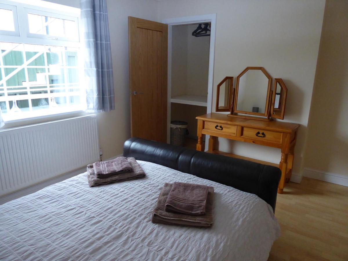 Glennydd House Villa แคลนเกฟนี ภายนอก รูปภาพ