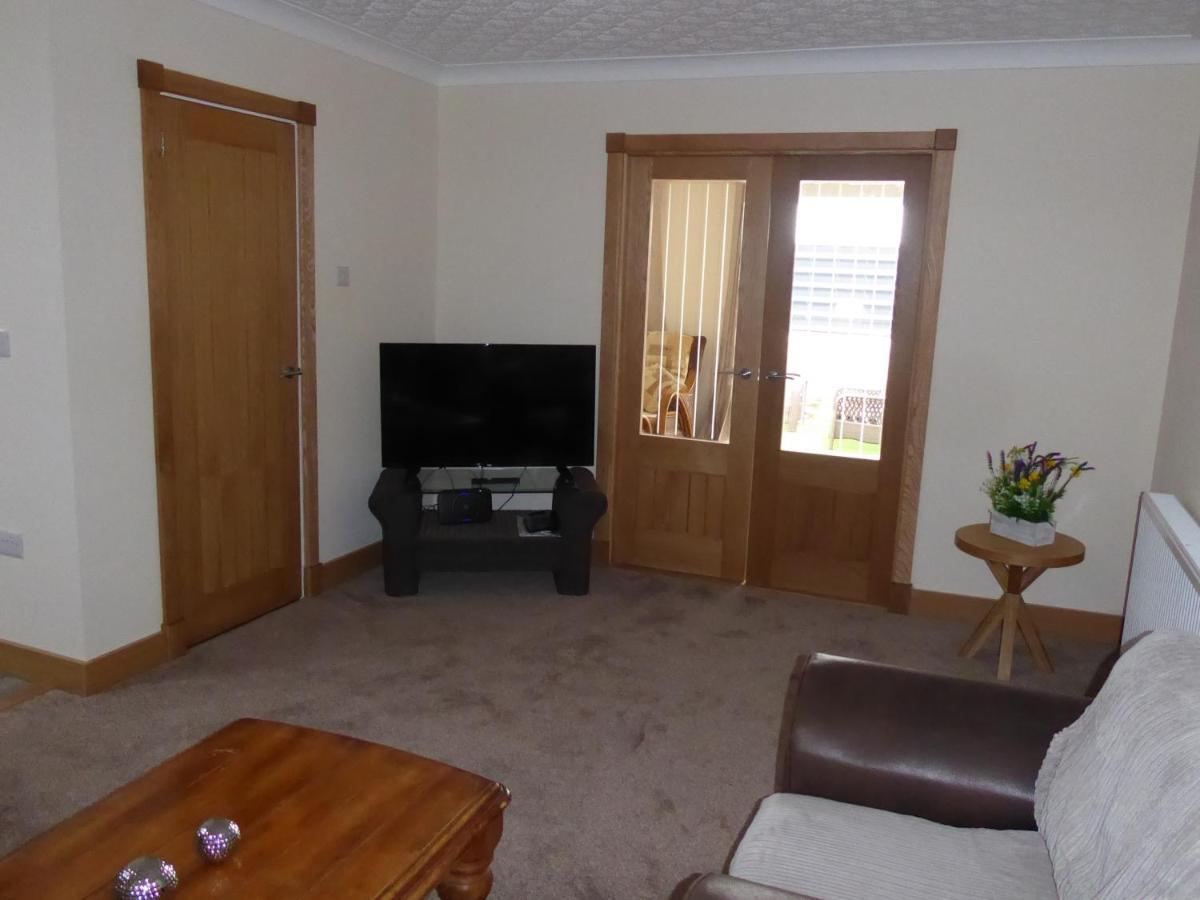 Glennydd House Villa แคลนเกฟนี ภายนอก รูปภาพ